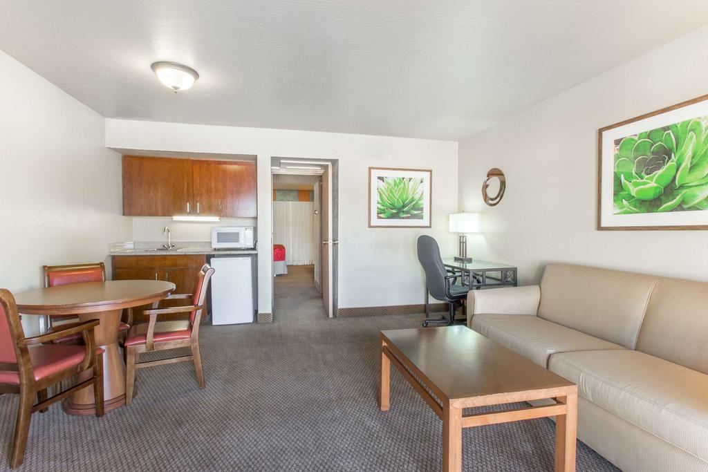 Dobson Ranch Inn Mesa Eksteriør billede